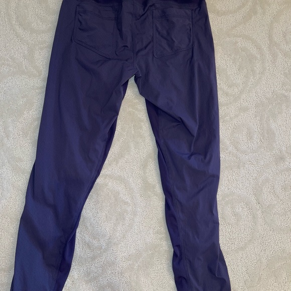 Lululemon capri pants - Picture 5 of 6